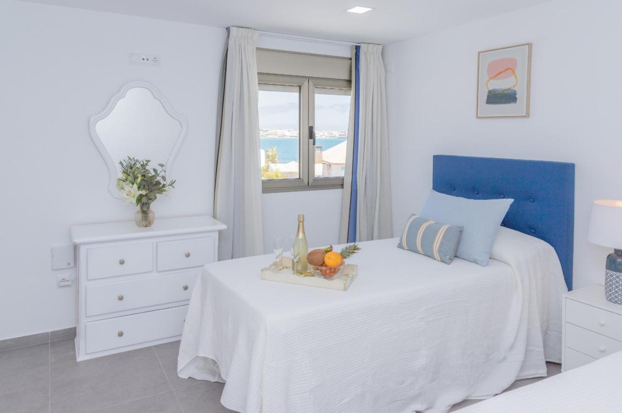 Apartment Holiday 5 Beachfront Corralejo By Holidays Home Zewnętrze zdjęcie